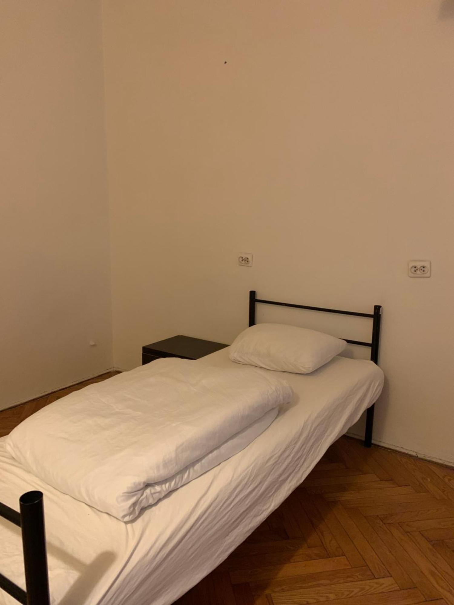 To Be Hostel Krasków Εξωτερικό φωτογραφία